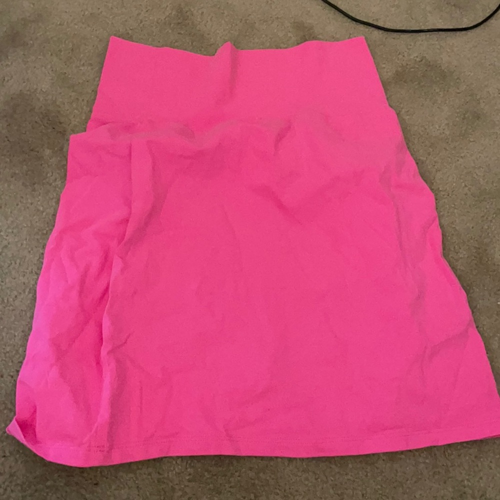Neon pink vs pencil skirt